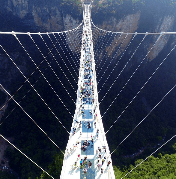 china-zhangjiajie-glass-bridge-a