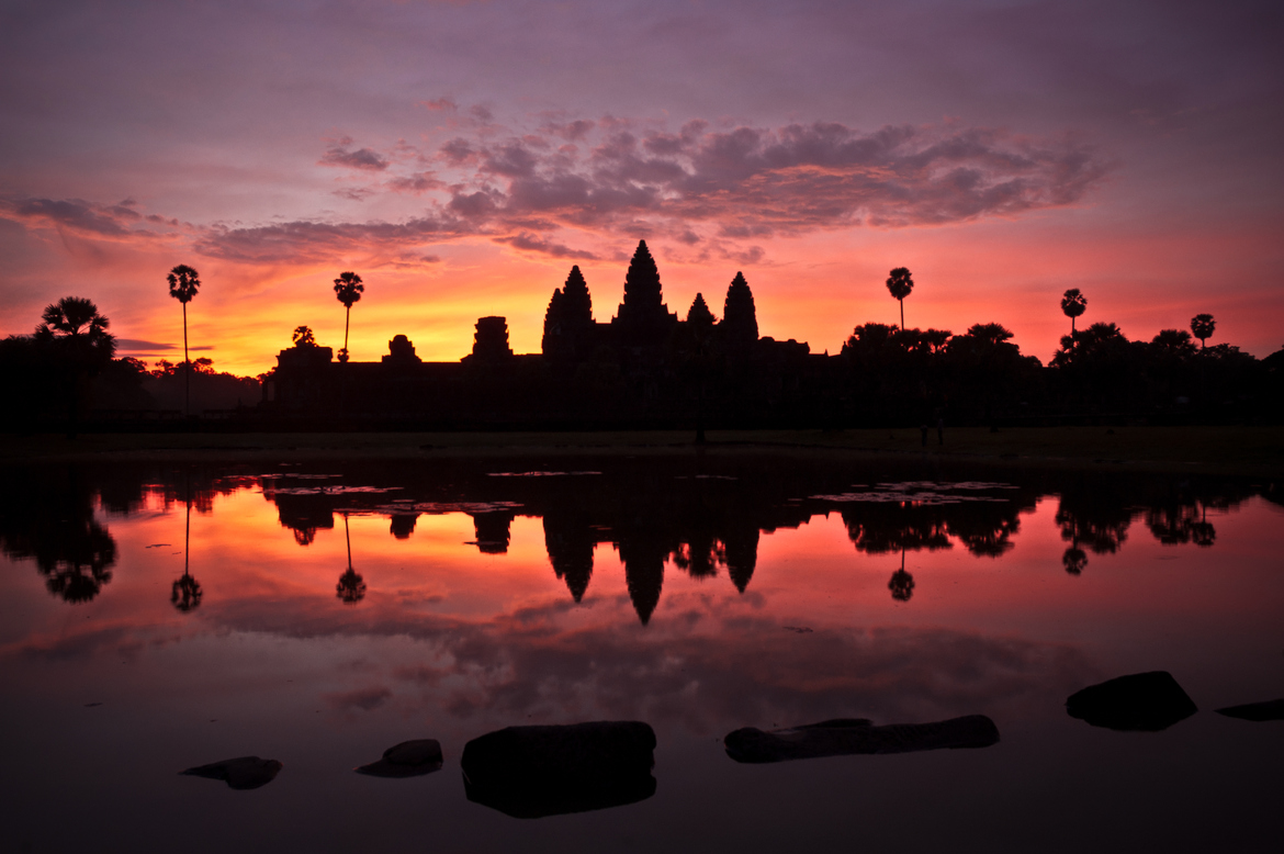 Places-to-visit-under-10000-pesos-angkor-wat-cambodia