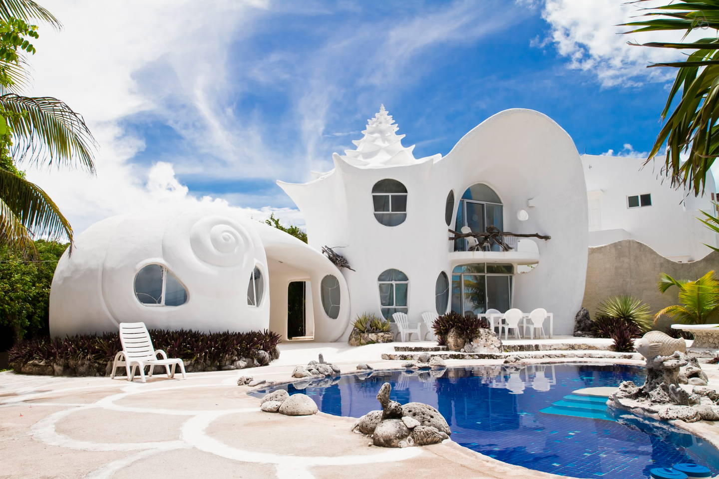 Quirky Airbnbs Seashell House