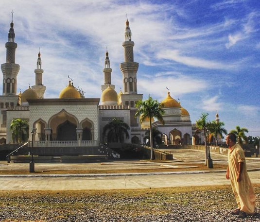 beautiful mosques in the philippines