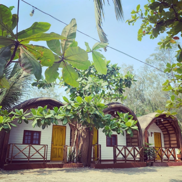 Promised Land Beach Resort Beach huts